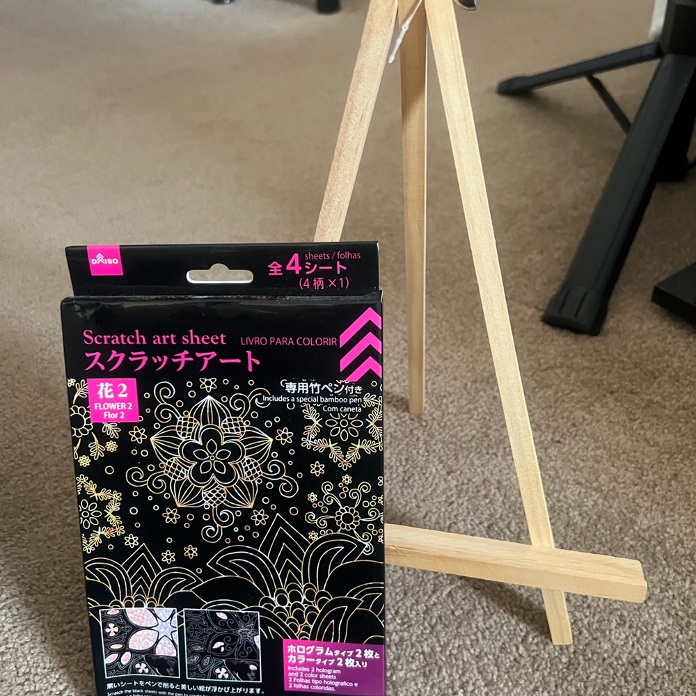 Daiso Black and White Art Stencil Set